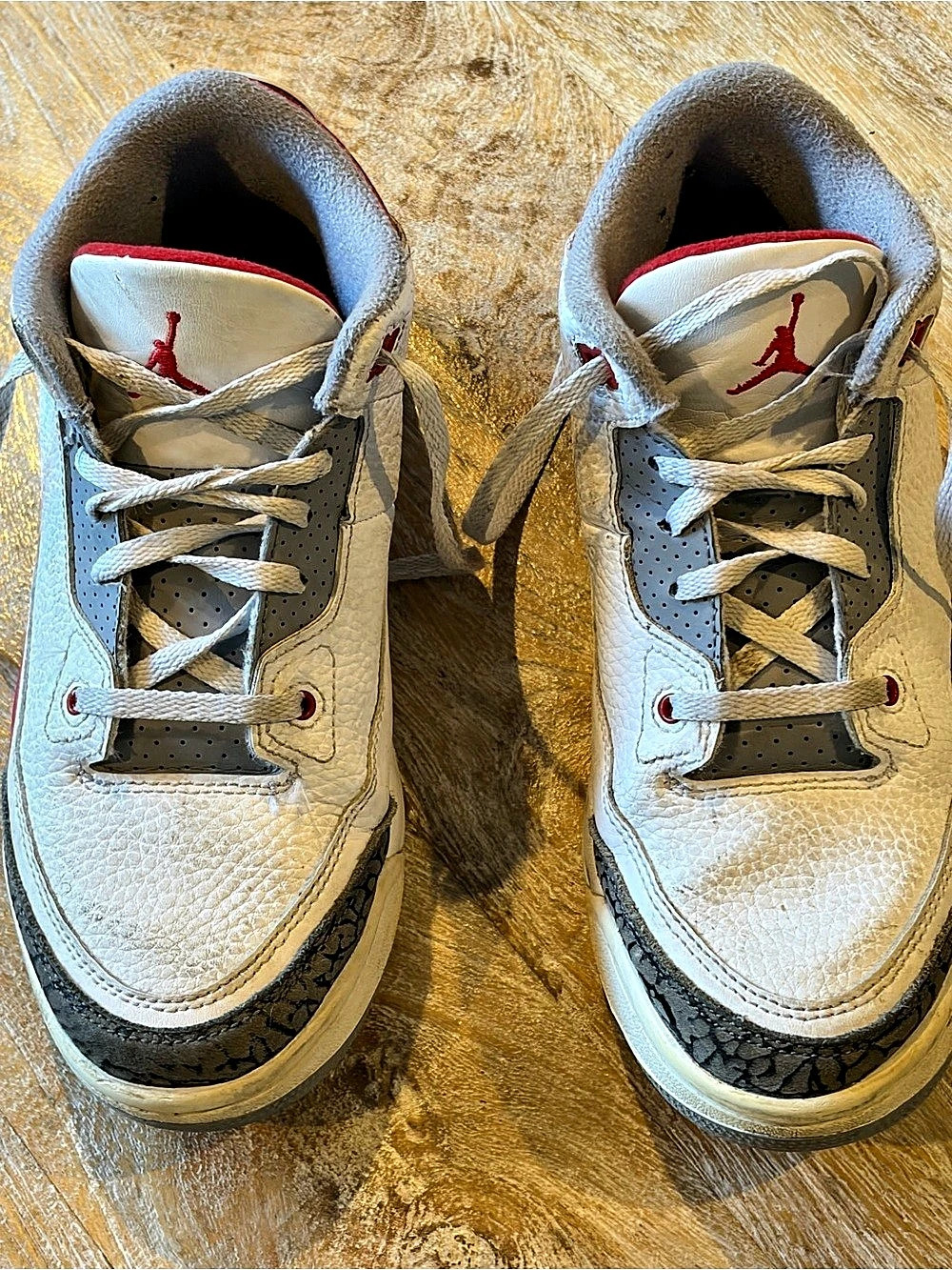 Jordan 1 Retro Low OG Kids Sneakers White & Red Boys US 3Y